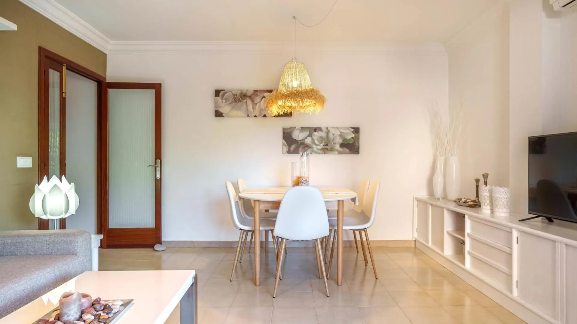 Apartment Nice 4 You By Interhome 알쿠디아 항구 스페인